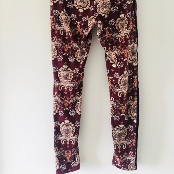 Printed Leggings - Picture 3 of 3